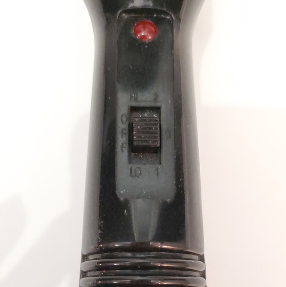 GOLD 'N HOT Triple Barrel Hair Waver - Picture 6 of 8